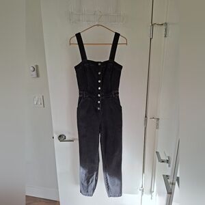 Hollister Women's Washed Black Denim Button-up Jumpsuit/Overalls (Size XS/2-4)